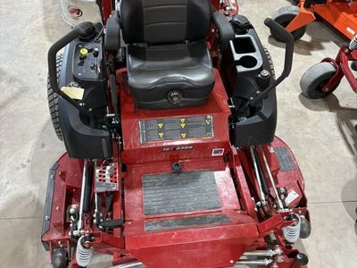 Ferris ISX 3300 Lawn Mower