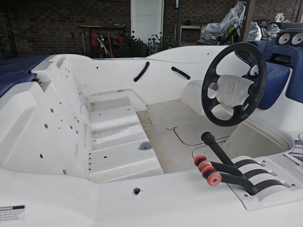 Main image 5