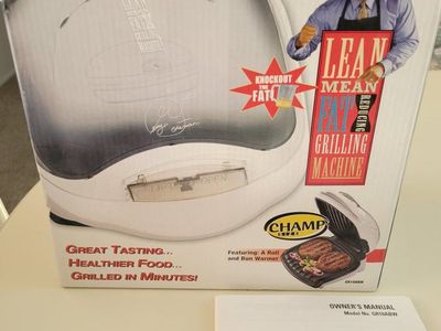 George Foreman GR10ABW Lean Mean Fat-Reducing Grilling Machine with Roll & Bun Warmer, White