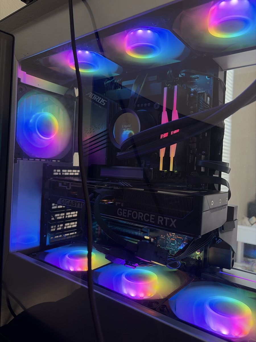 Custom Gaming High End  PC - AORUS Motherboard , Liquid Cooler, Gigabyte RTX 5070 GPU, RGB Fans - High Performance Desktop