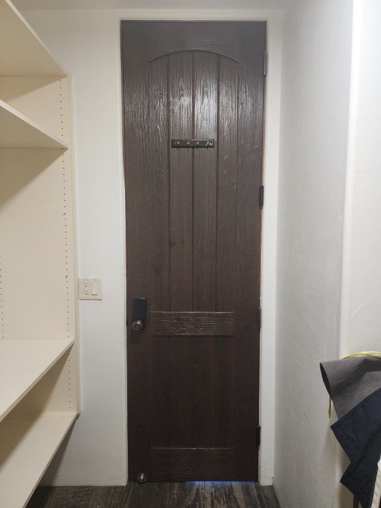 Main image 4