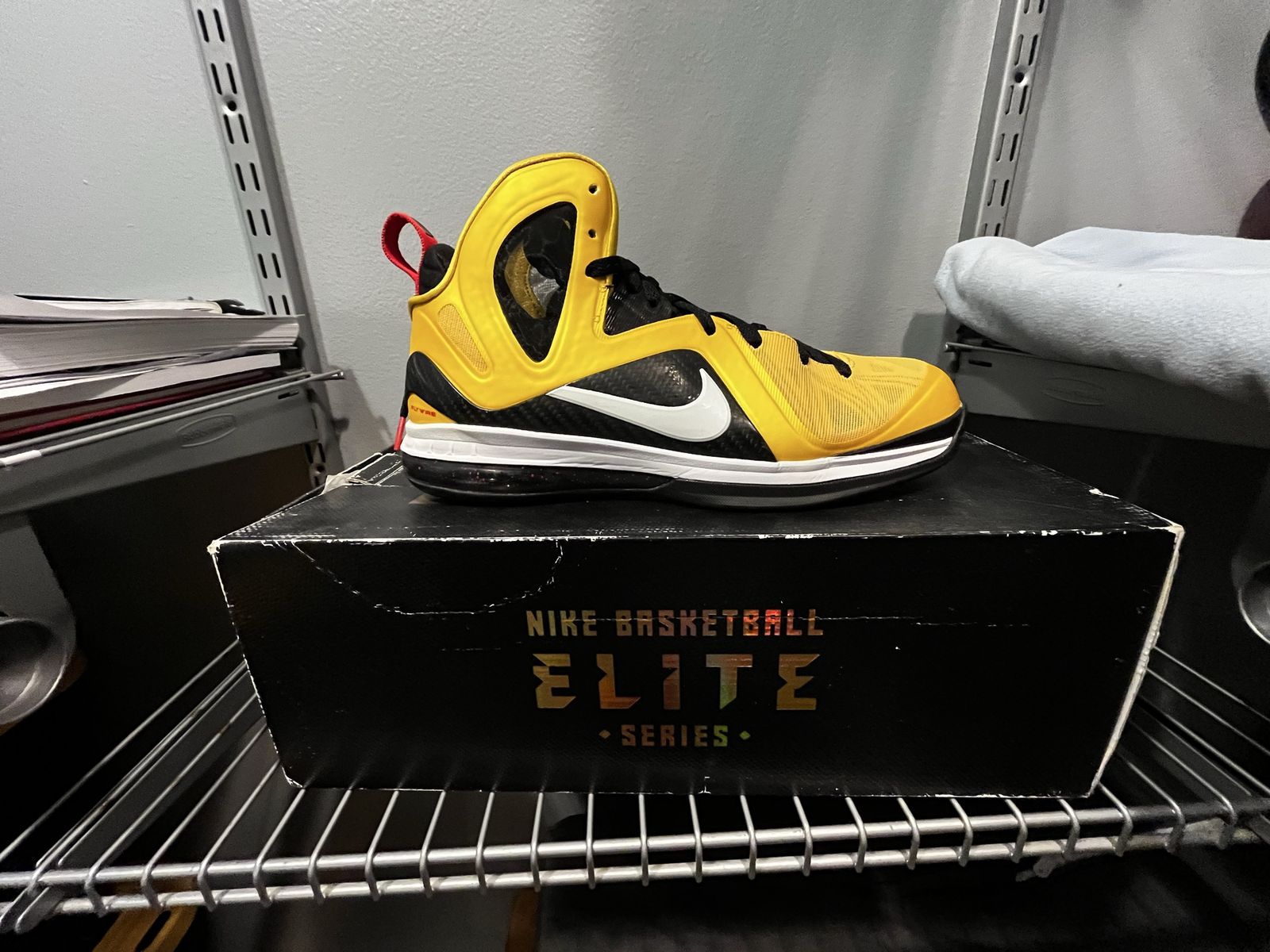 LeBron 9 “Taxi”