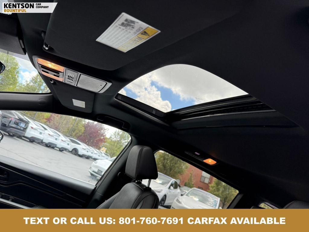 Main image 30