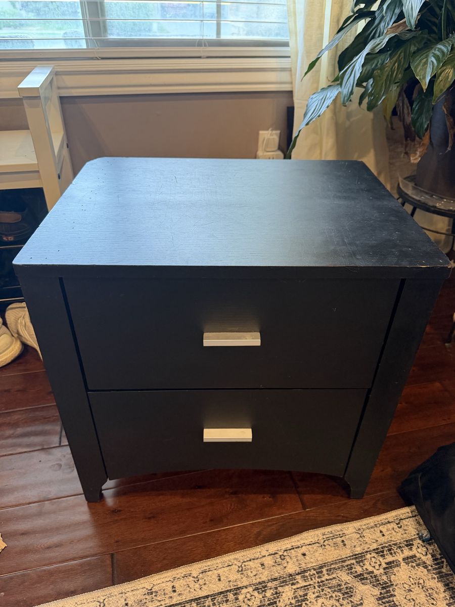 Free Black 2-Drawer Nightstand