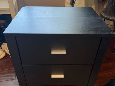 Free Black 2-Drawer Nightstand