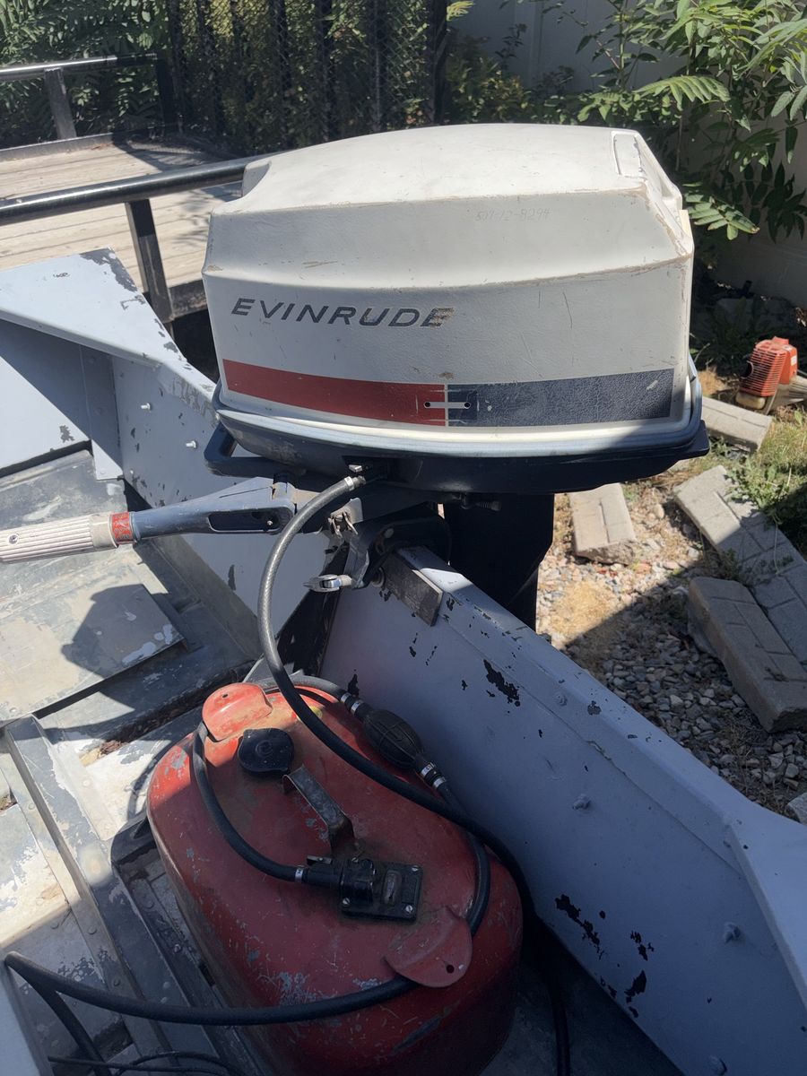 Evinrude 19hp Two-Stroke Outboard Boat Motor