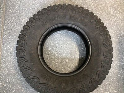 285/70R17 Goodyear Wrangler MT