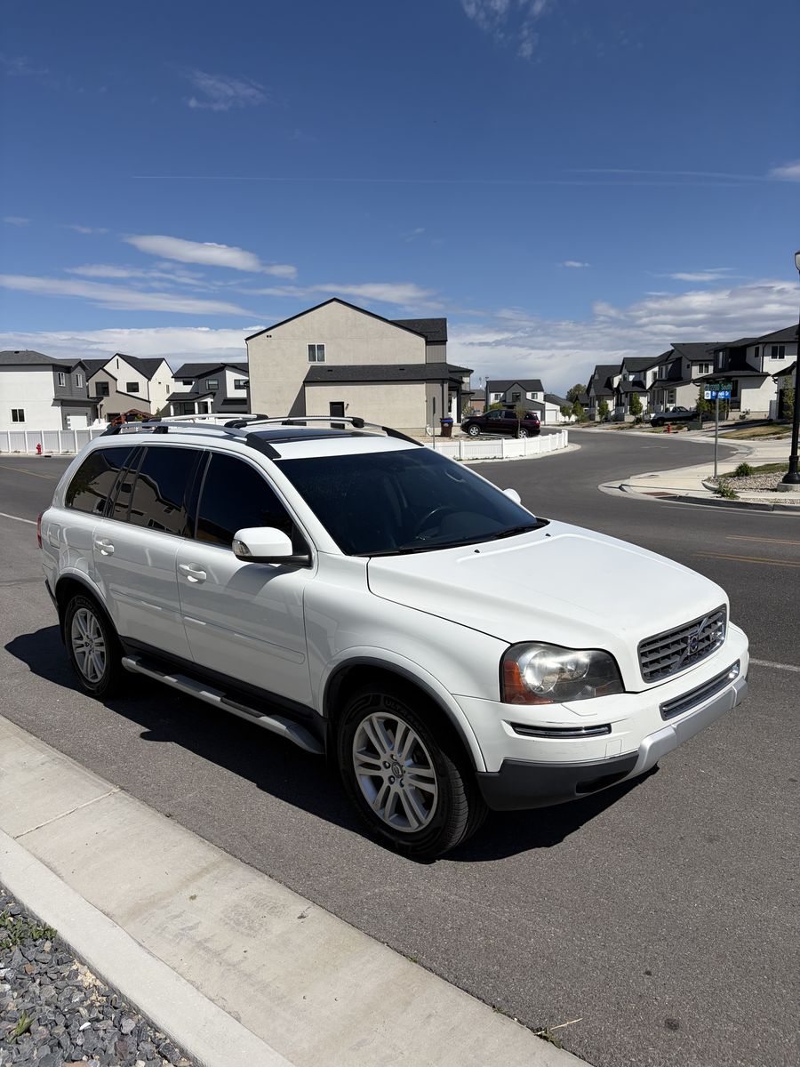 2012 VOLVO XC90 3.2 Platinum