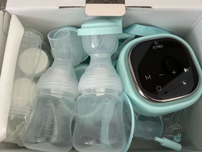 Zomee Z2 Double Electric Breast Pump Bundle with Motif Storage Bags & Cooler Bag - New in Box