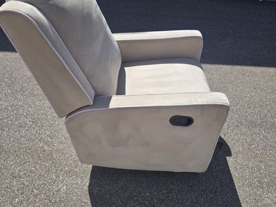 White Baby Relax Robyn Rocker Recliner