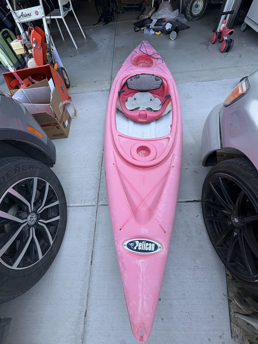 Pelican kayak
