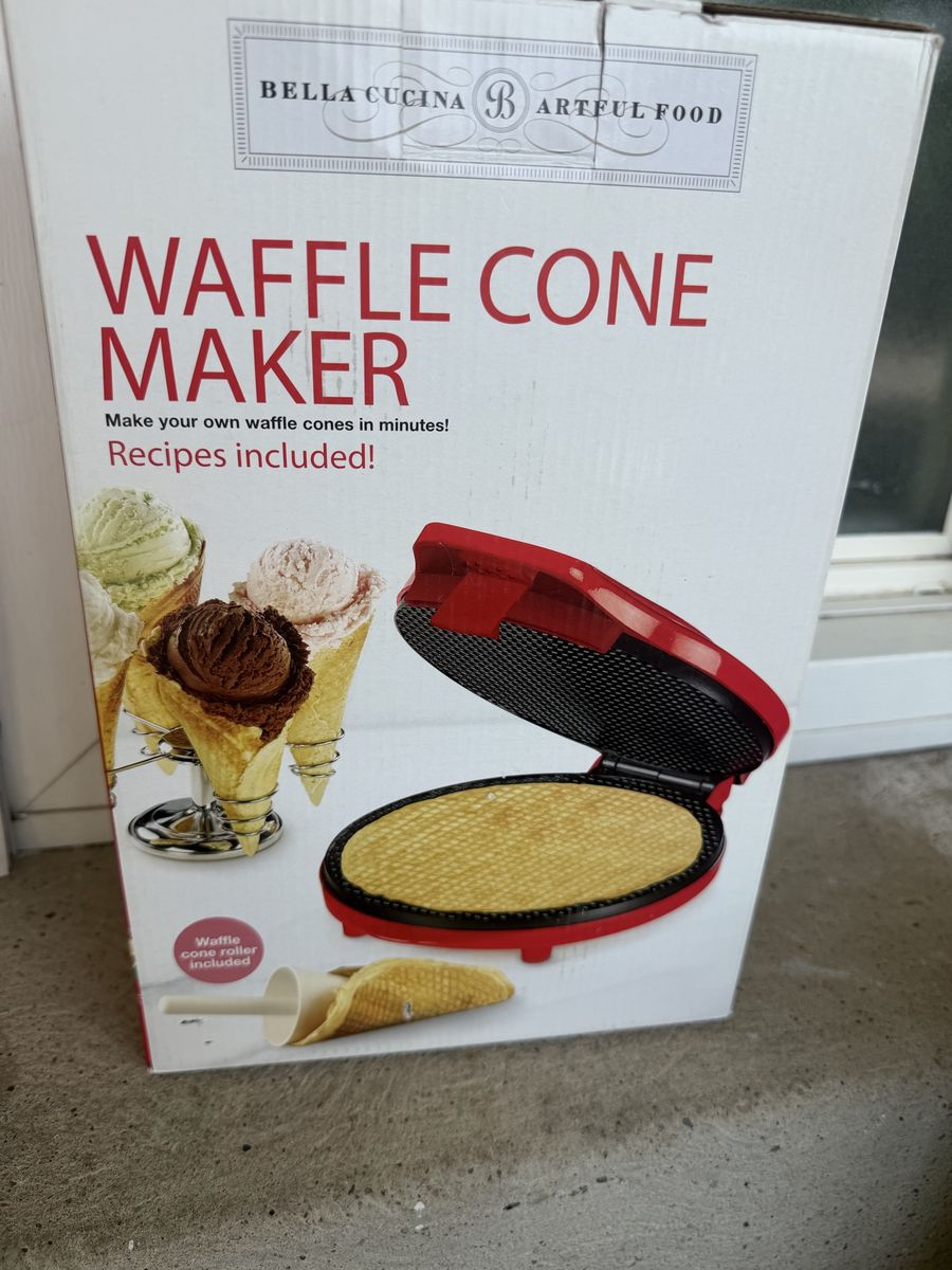 Bella Cucina Artful Food Waffle Cone Maker with Cone Roller and Recipes