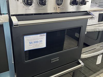 Viking - Professional 5 Series 30" Built-In Double Electric Convection Wall Oven - Cast Black