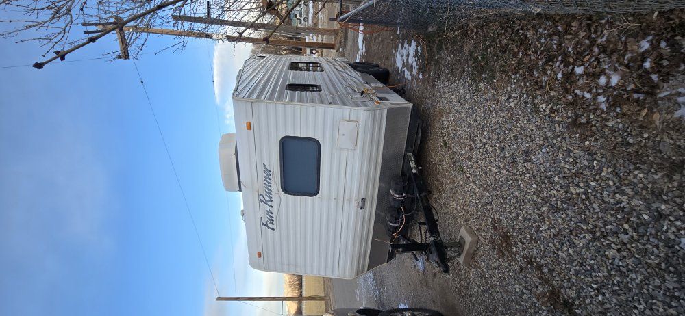 2006 carson fun runner 18 footer