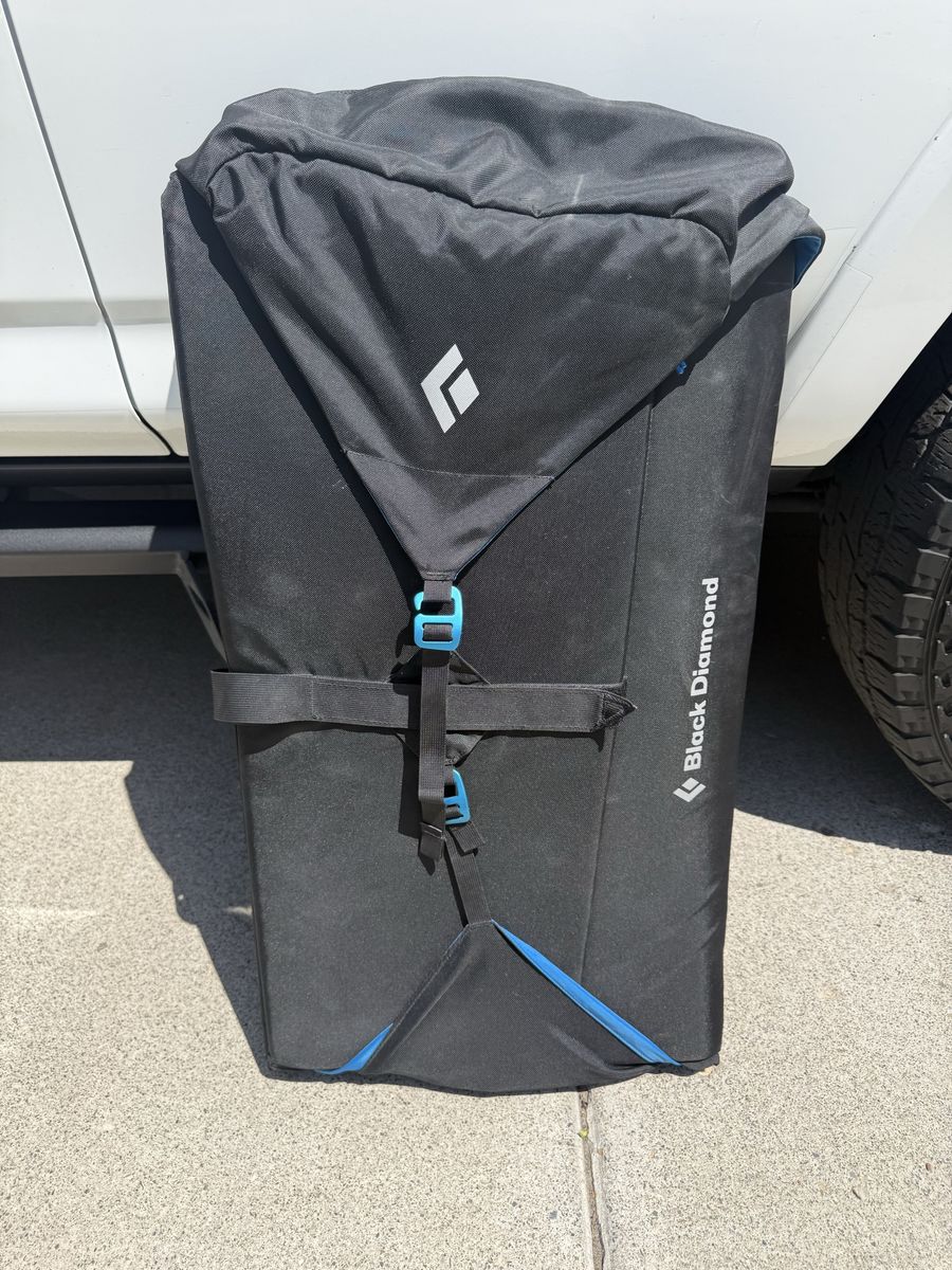 Black Diamond Circuit Crash Pad Bouldering Mat Black/Blue