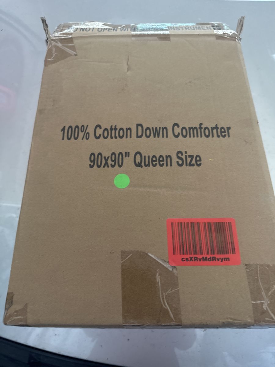 100% Cotton Down Comforter, Queen Size 90x90"
