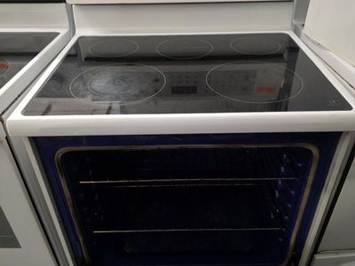 LG ELECTRIC STOVE