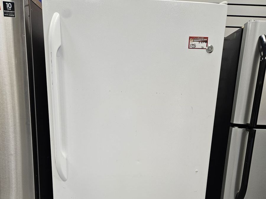 Main image 1