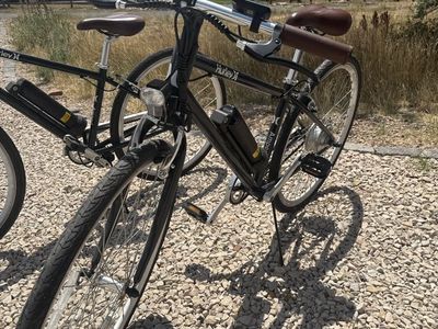 PAIR OF HURLEY AMPED ELECTRIC BIKES