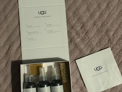 UGG Sheepskin & Suede Care Kit - Protector, Cleaner, Eraser, Brush, Shoe Renew