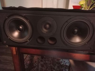 Definitive Technology C/L/R 1000 Center Channel Speaker - Black, Good Condition