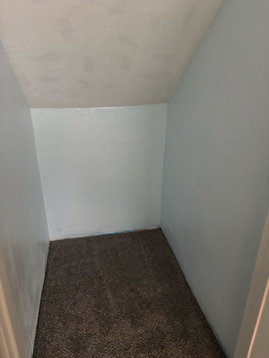 Main image 7