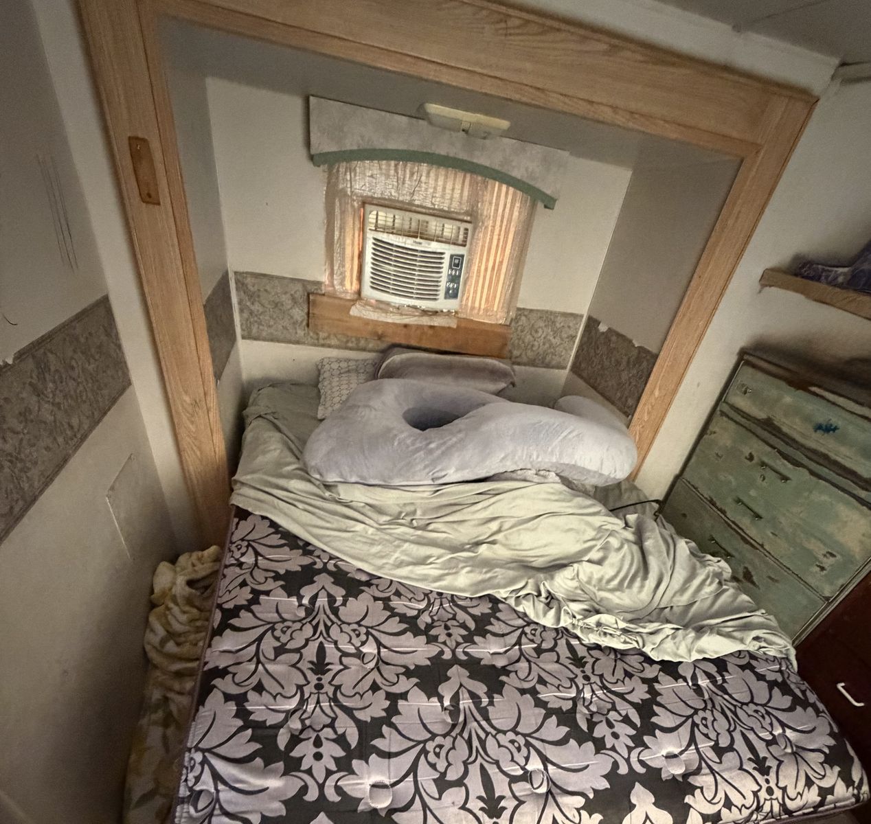 Main image 14