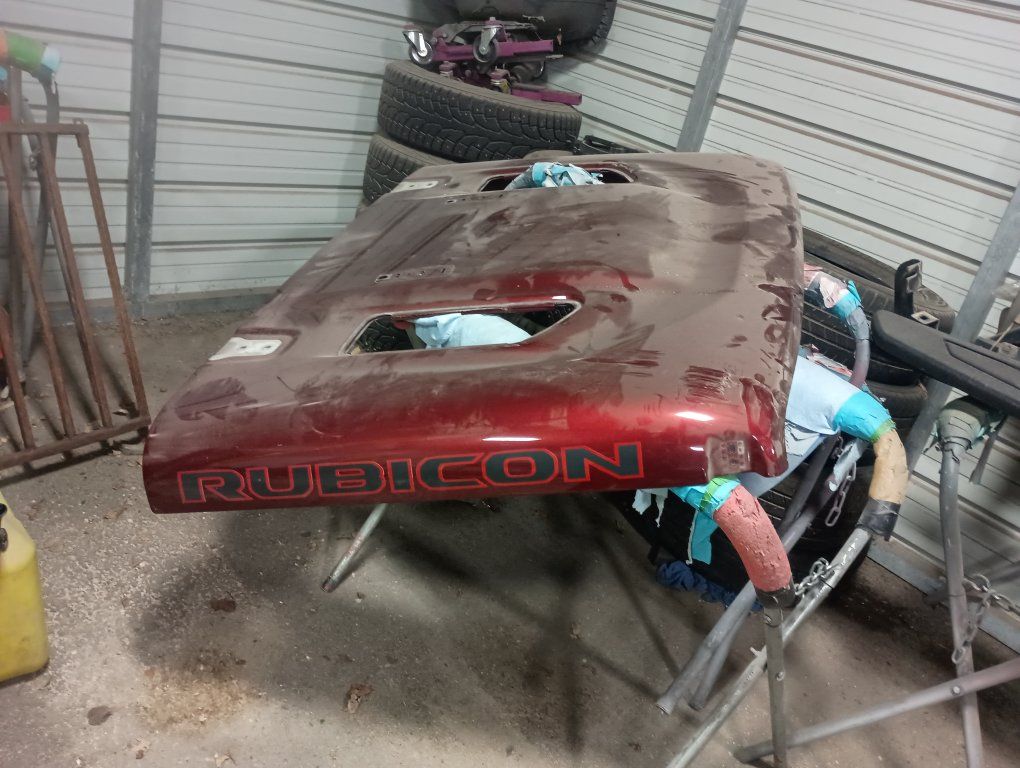 2022 Jeep Rubicon used hood with a little bit of corrosion