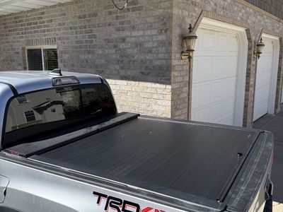 Roll-N-Lock A Series Tonneau Cover Tacoma 5ft