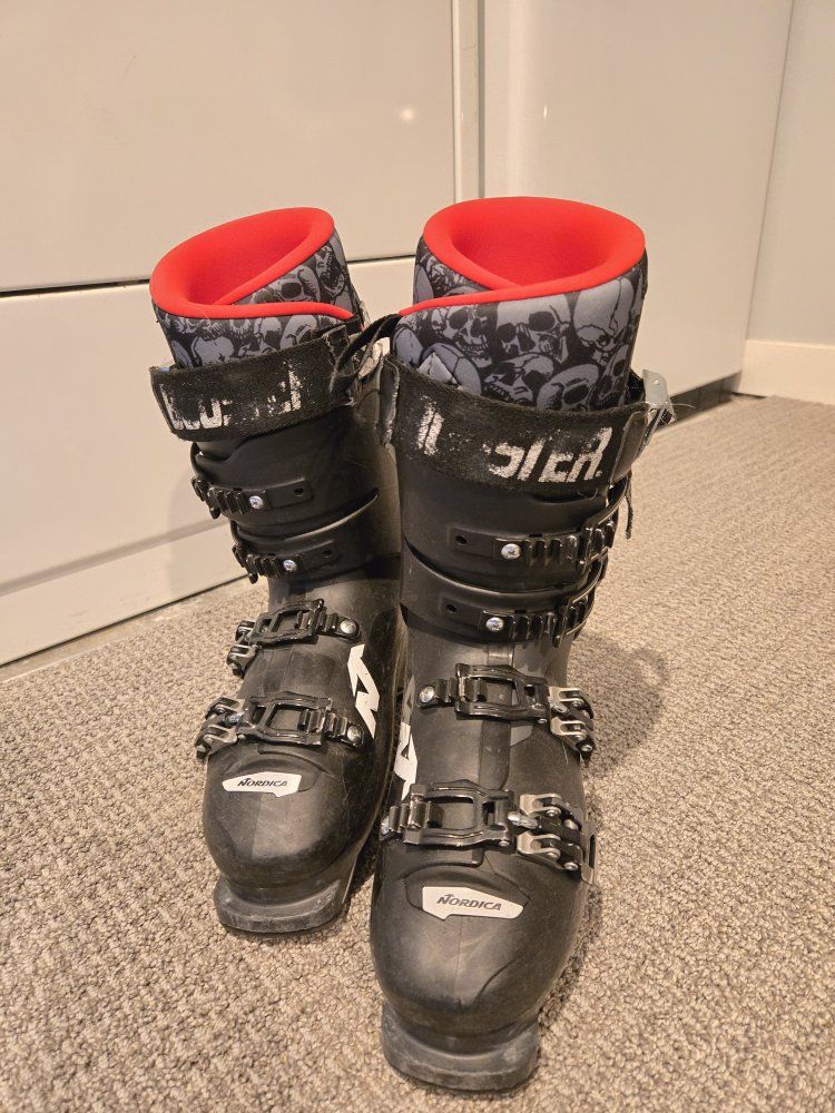 Nordica Promachine 120 Ski Boots