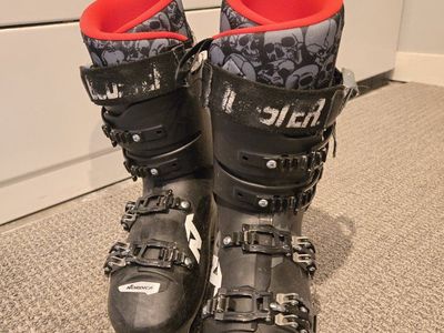 Nordica Promachine 120 Ski Boots