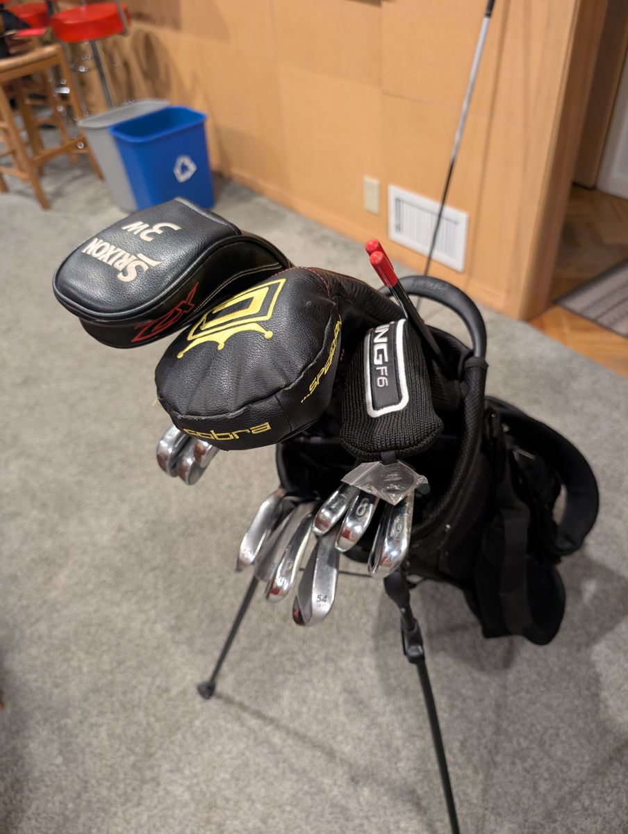 Left Handed Golf Set
