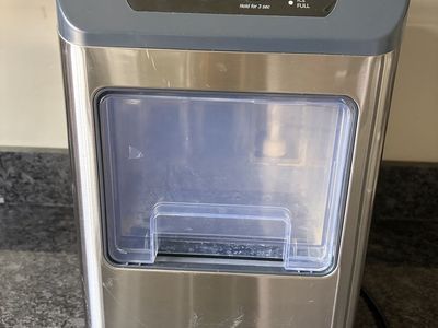 Aietto CB23D Countertop Soft Pebble Ice Maker Machine