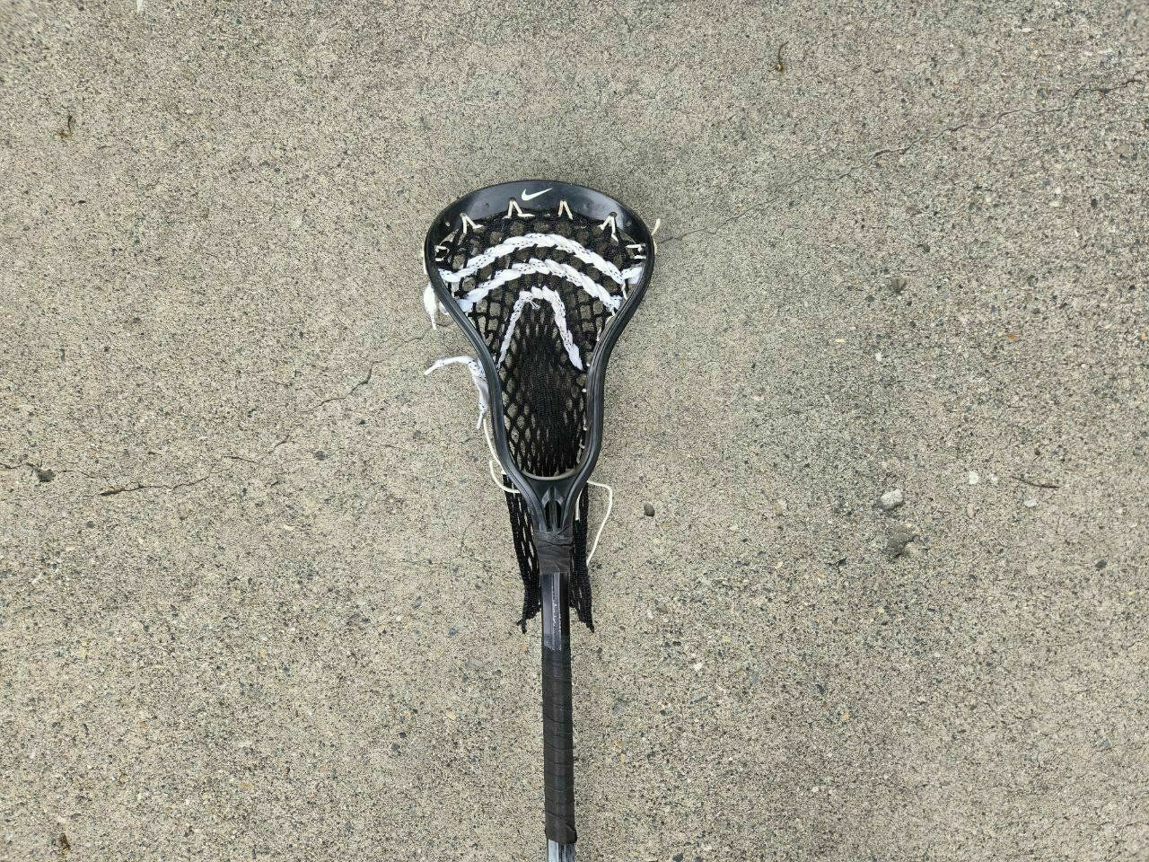 41" Nike Aero 10 Attack/Midfield Lacrosse Stick