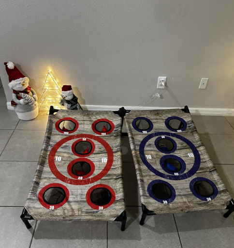 New in box Portable Cornhole Board Set