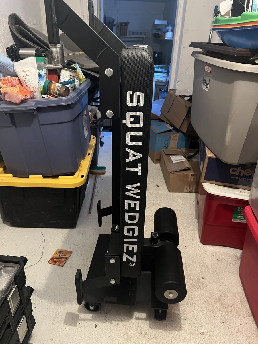 Squat Wedgiez Nordic Curl Bench