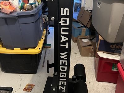Squat Wedgiez Nordic Curl Bench