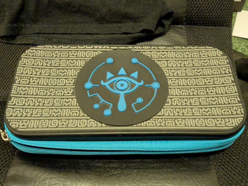 Main image 5