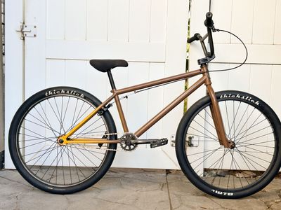 26" BMX Cruiser. STLN Zeke