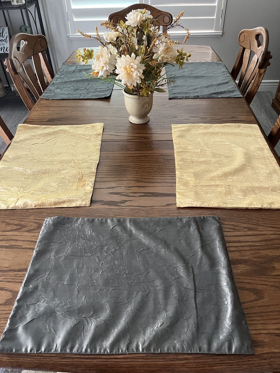 Set of 6 Crinkled Fabric Placemats - Gray and Gold/Yellow Table Linens