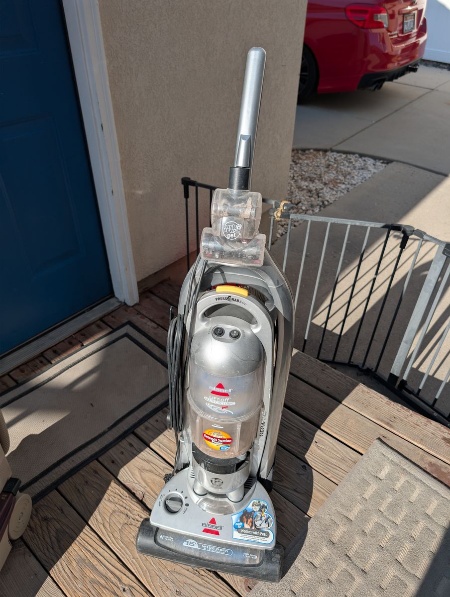 Bissell vacuum 