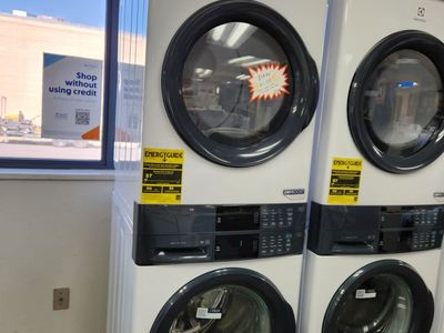 BRAND NEW! ELECTROLUX WASHER AND ELECTRIC DRYER SINGLE UNIT!