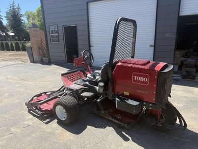 2008 Toro Groundsmaster 3500D Sidewinder Tri-Deck Side-shifting Mower