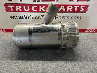 Freightliner Air Cleaner / Air Filter Housing