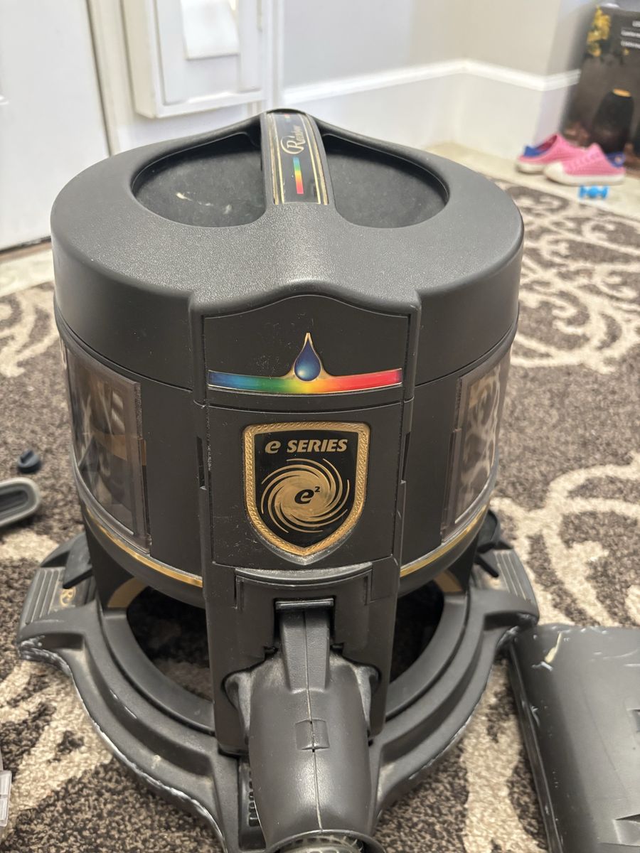 Rainbow e Series Vacuum Cleaner with Accessoroes