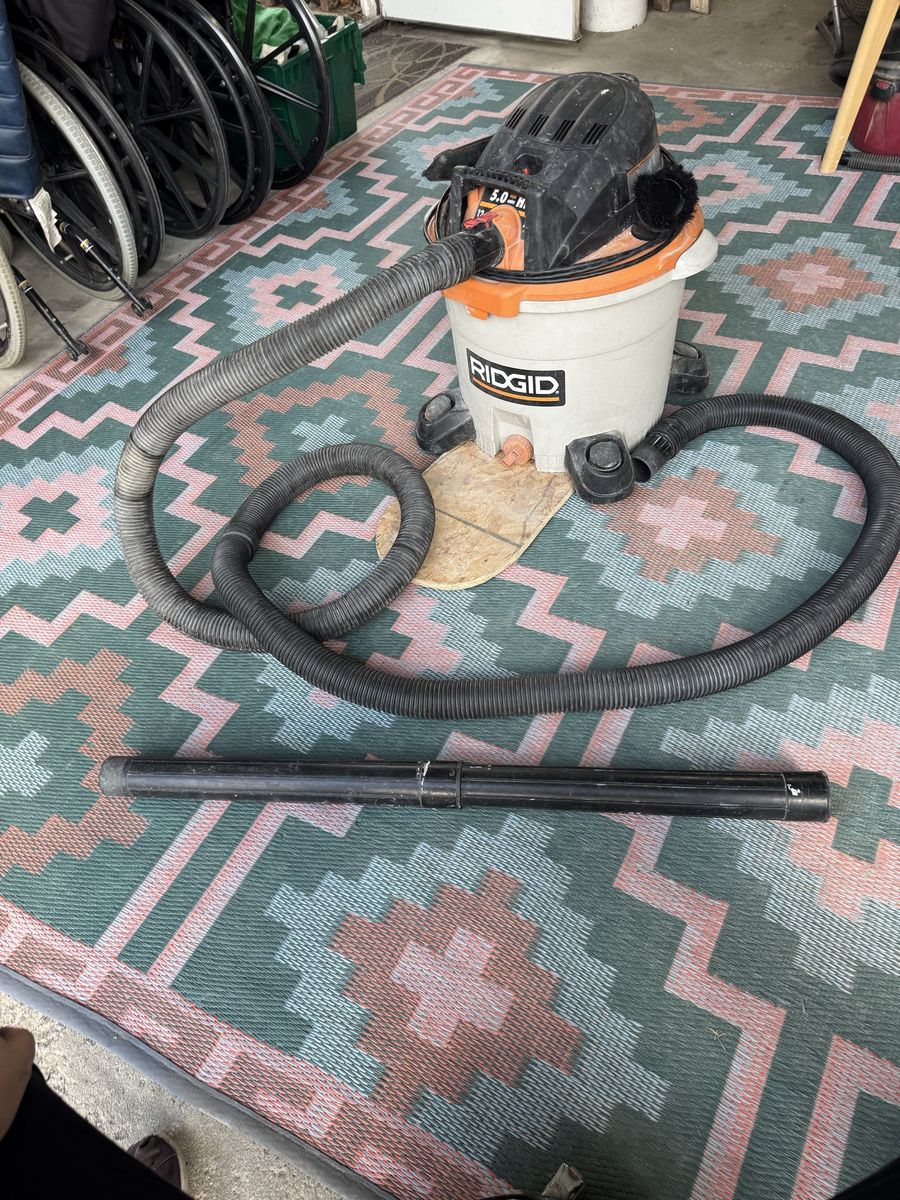Rigid Wet/Dry Shop Vac Vacuum 12 Gallon