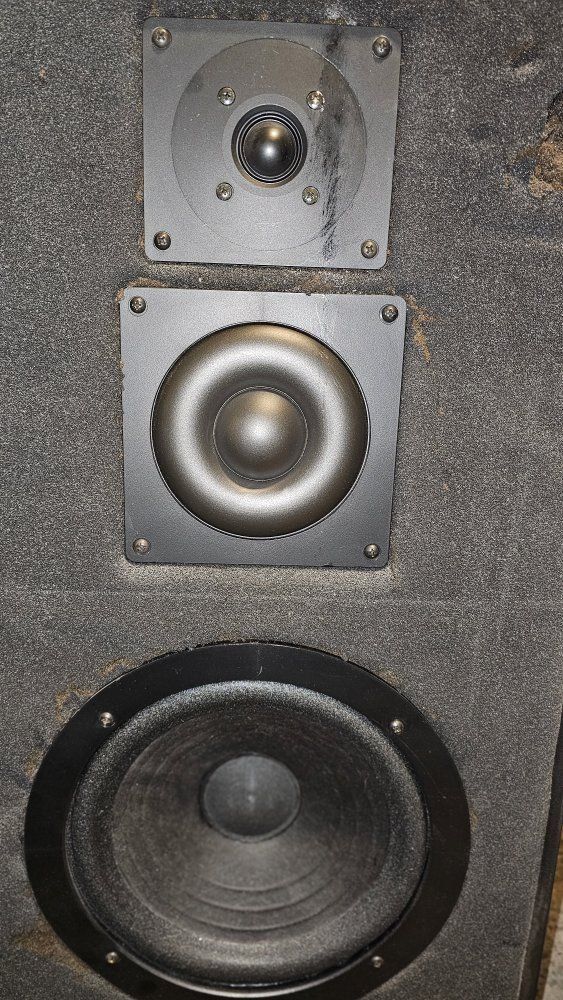 Main image 10