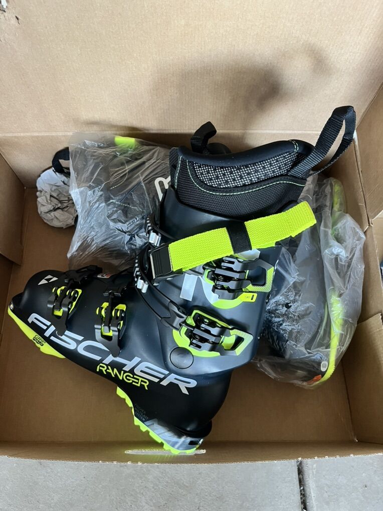 Fischer Ranger 120 Walk GW AT 26.5 NEW