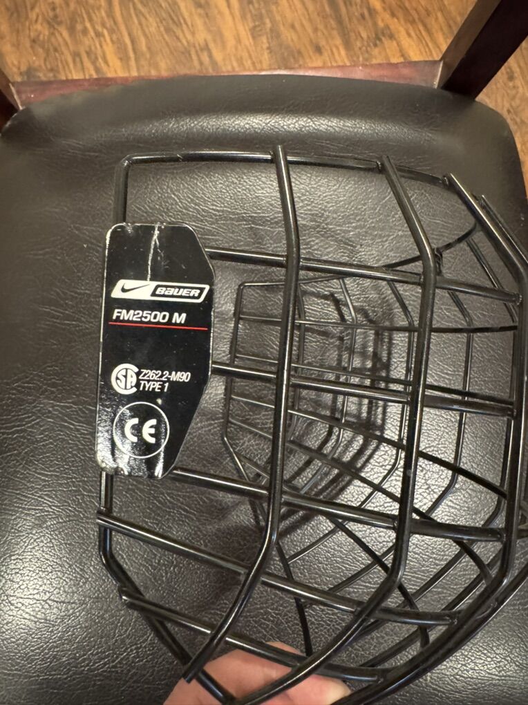 Hockey Helmet Cage