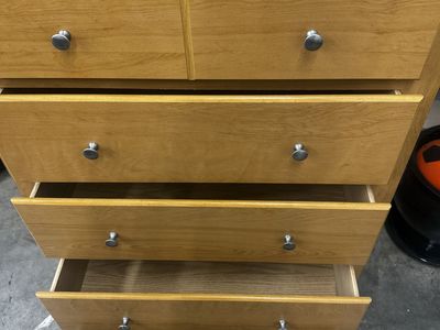 Dresser! Get it quick!